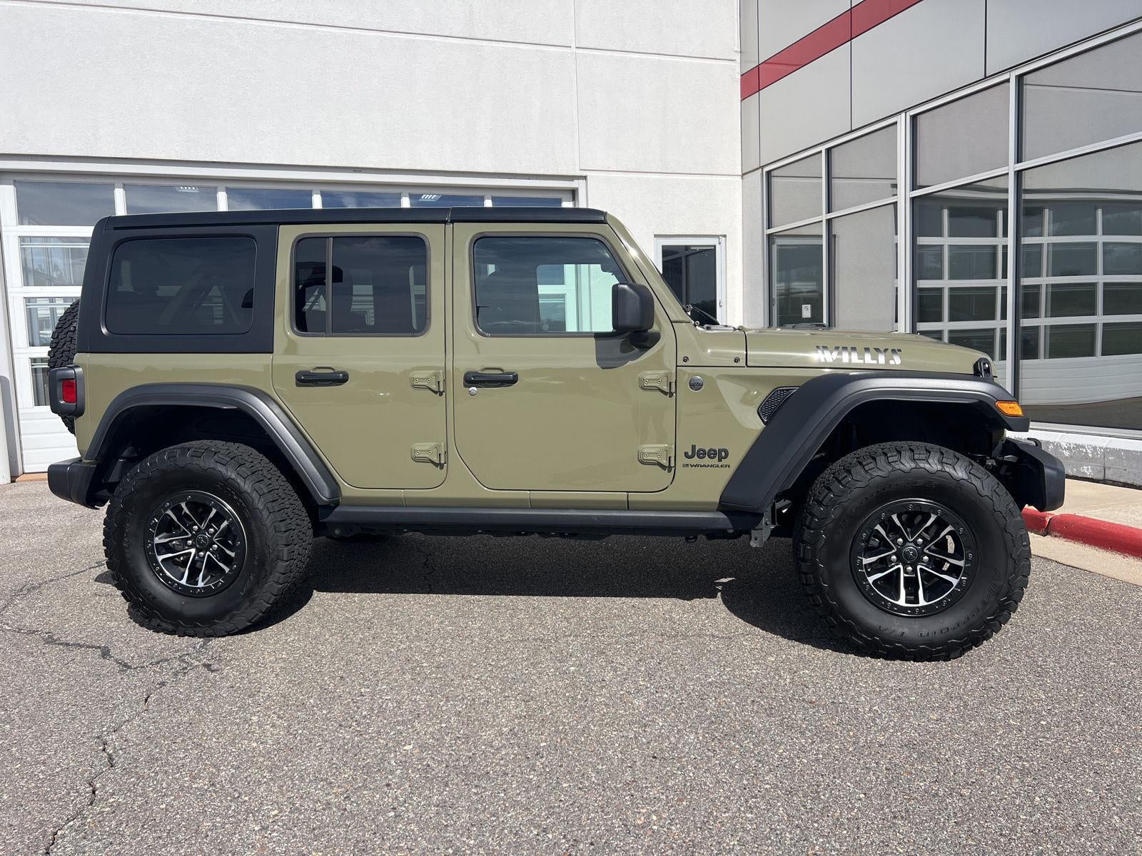 2025 Jeep Wrangler Willys
