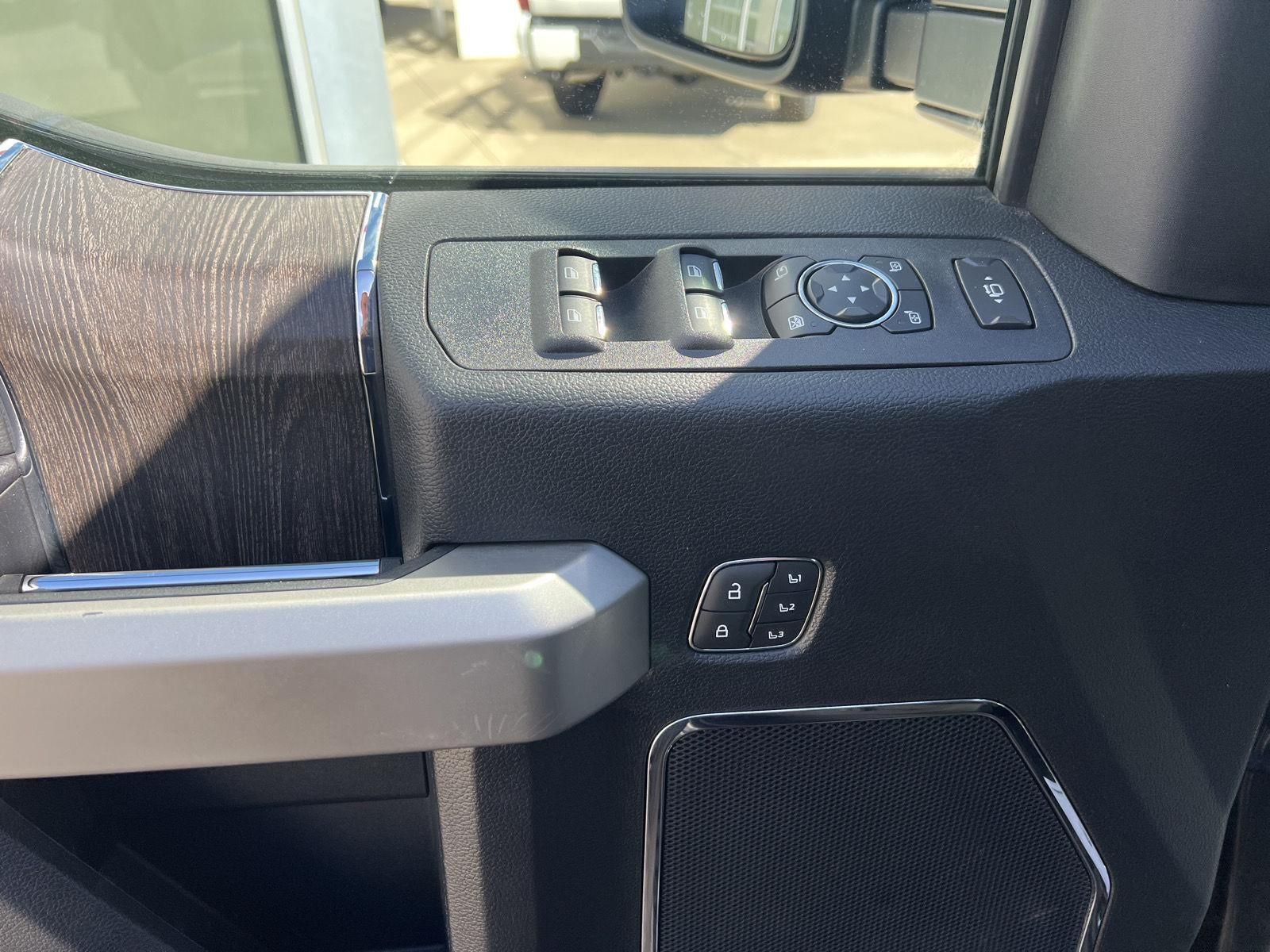 2021 Ford Super Duty F-250 SRW LARIAT