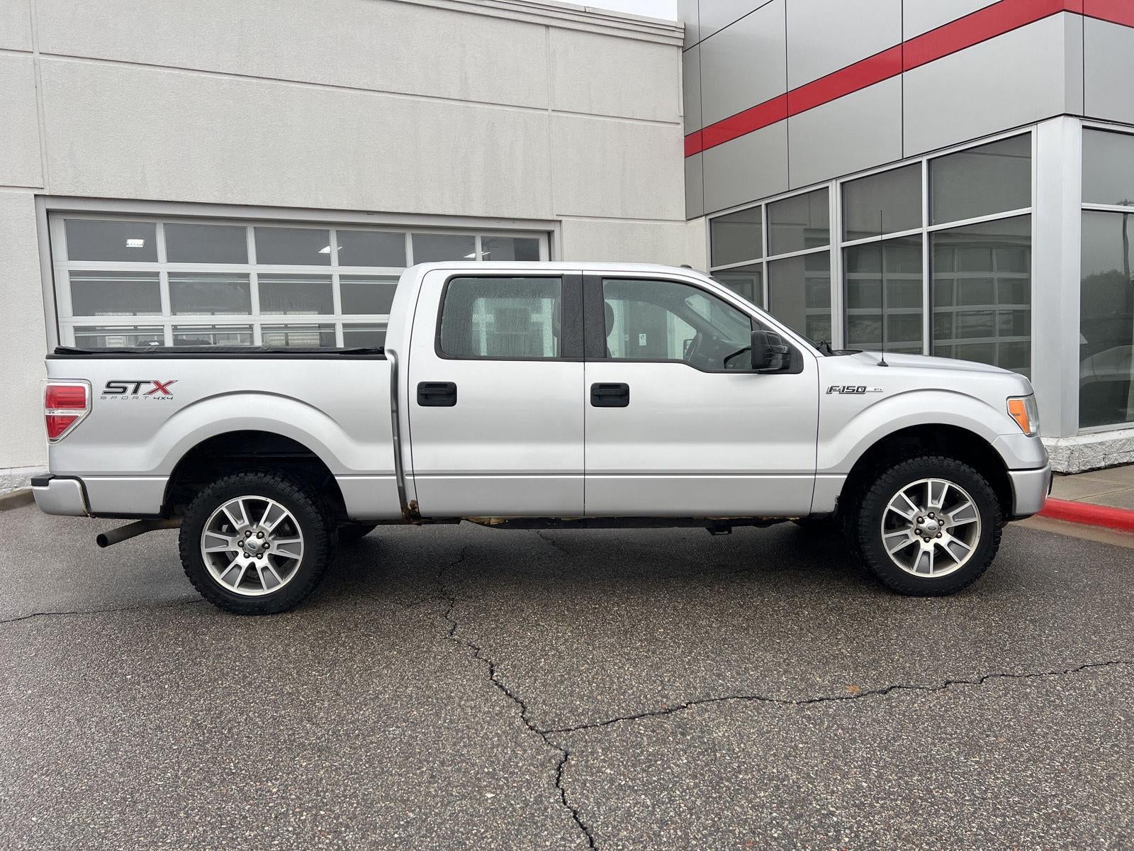 2014 Ford F-150 TRUCK