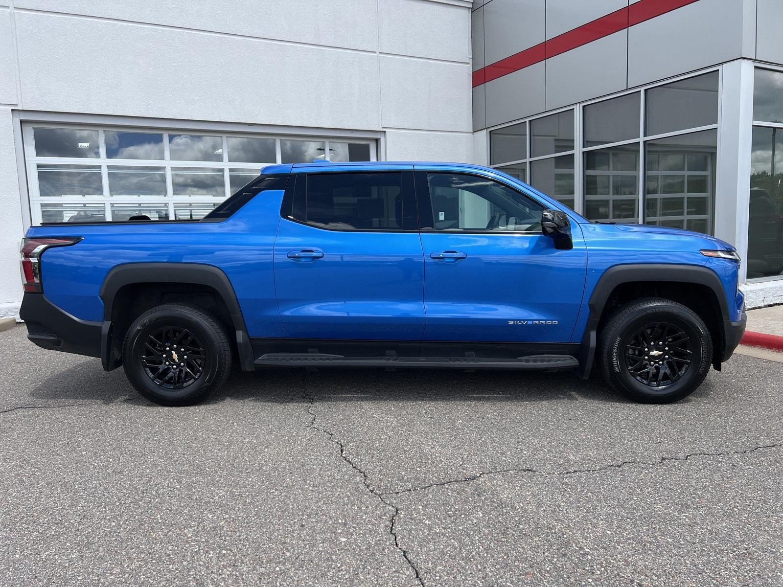 2025 Chevrolet Silverado EV Extended Range LT