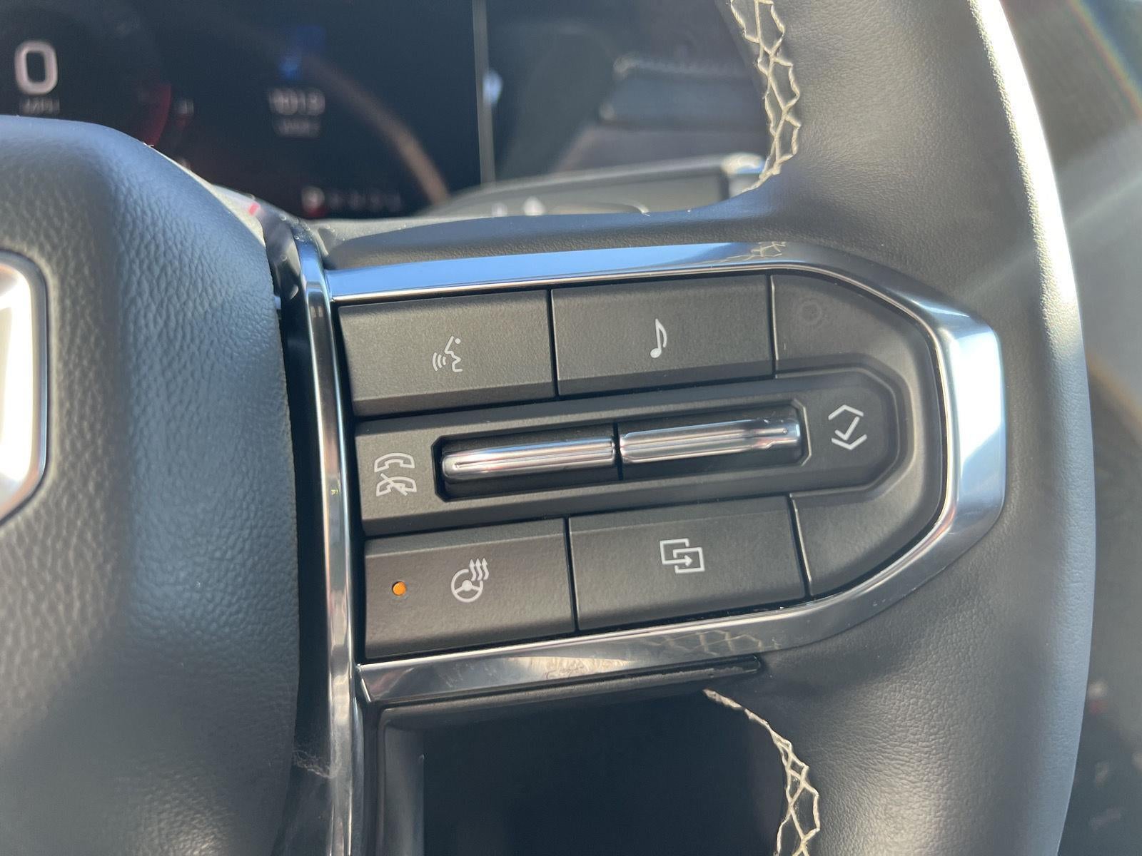 2024 GMC Acadia AWD Denali