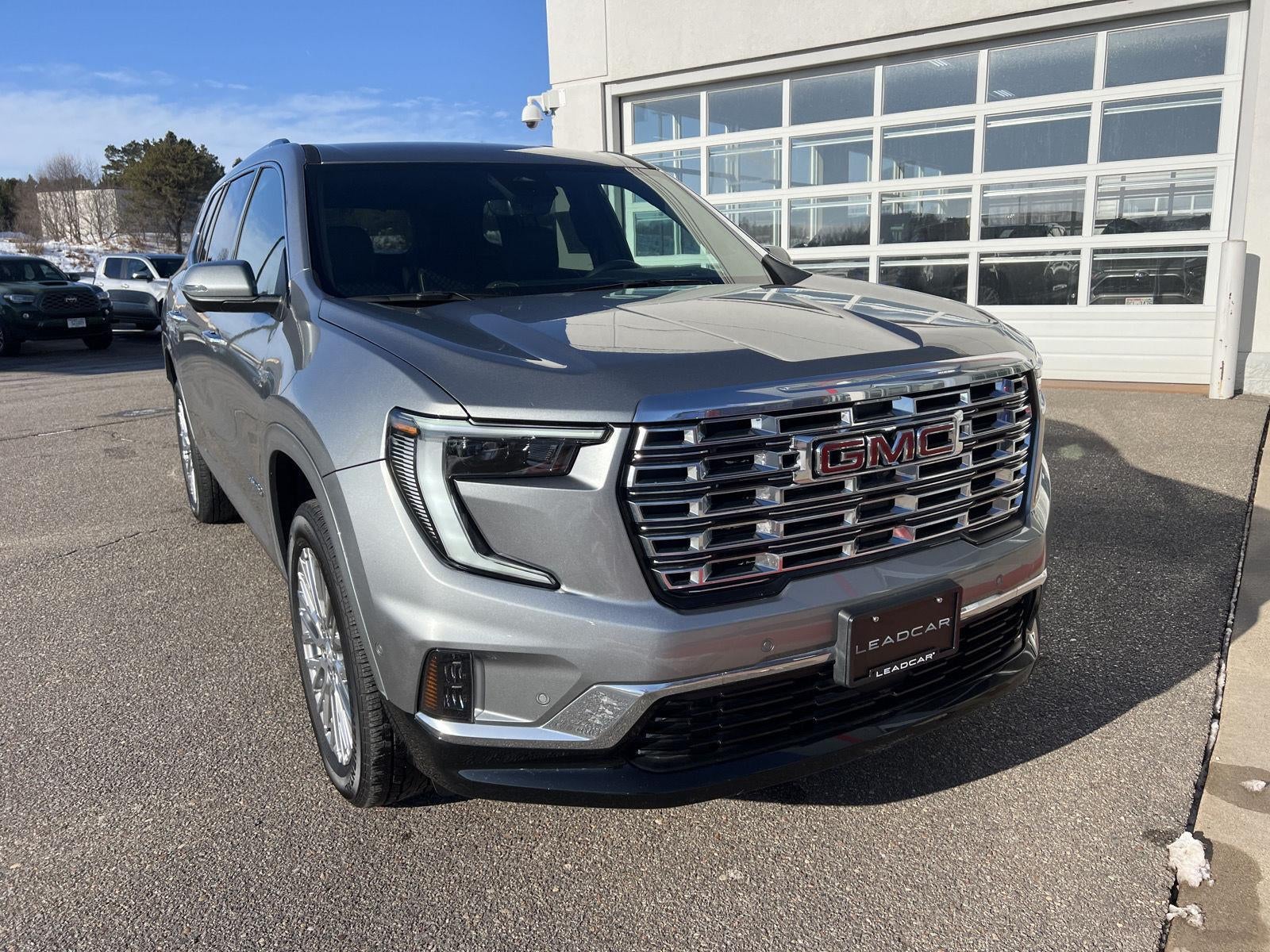 2024 GMC Acadia AWD Denali