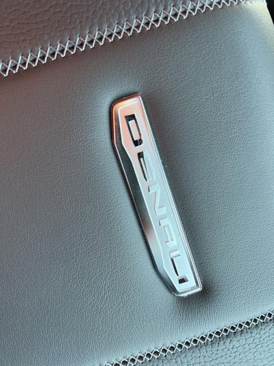 2025 GMC Yukon Denali