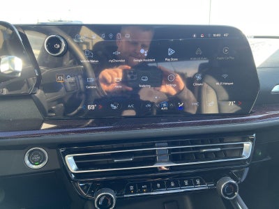 2025 Chevrolet Traverse AWD Z71