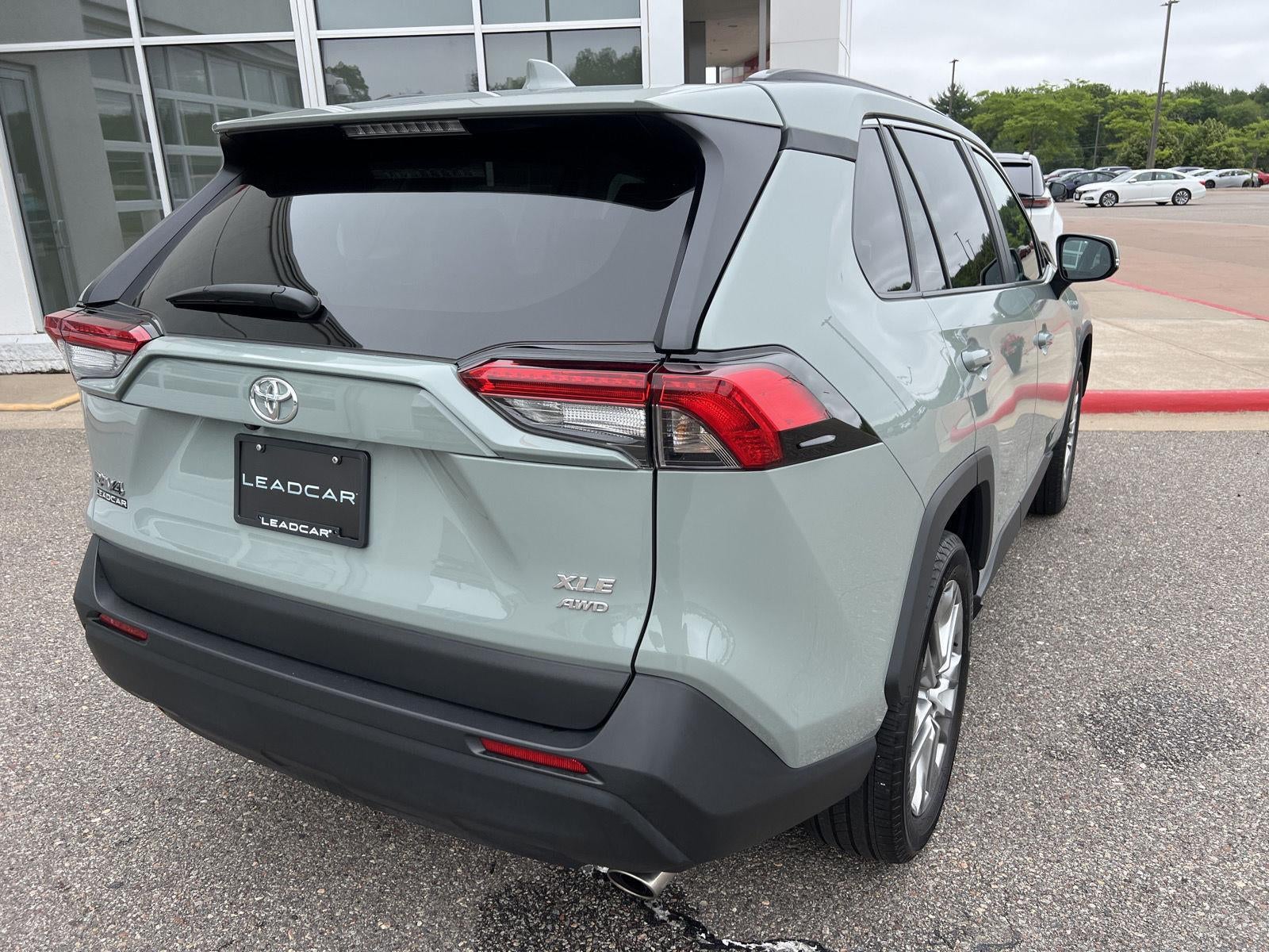 2023 Toyota RAV4 XLE Premium