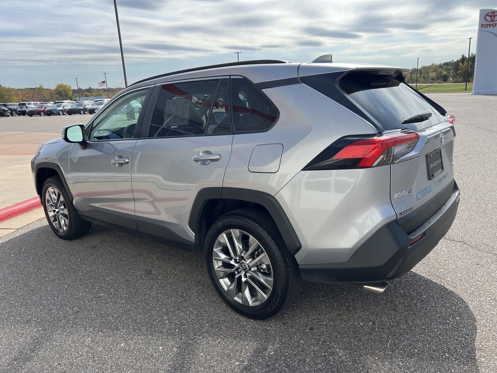2025 Toyota RAV4 XLE Premium