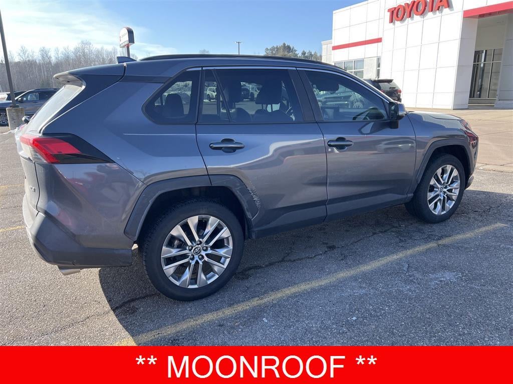 2020 Toyota RAV4 XLE Premium