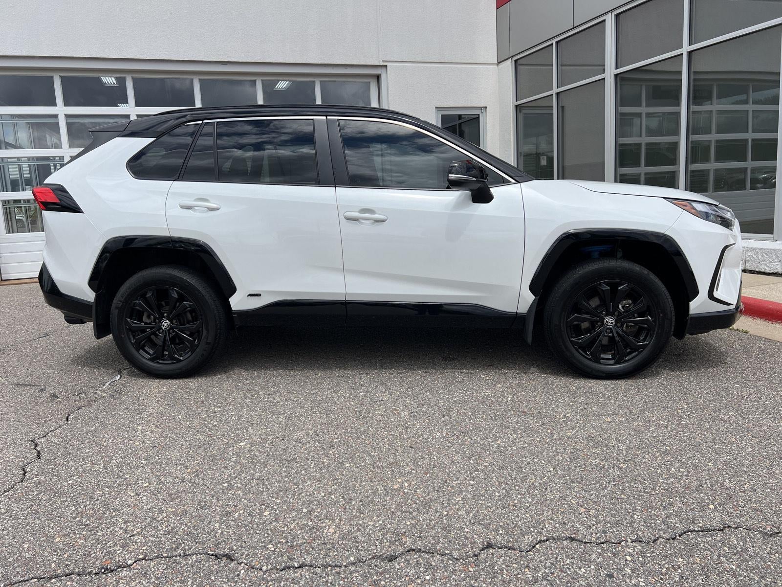 2025 Toyota RAV4 Hybrid XSE
