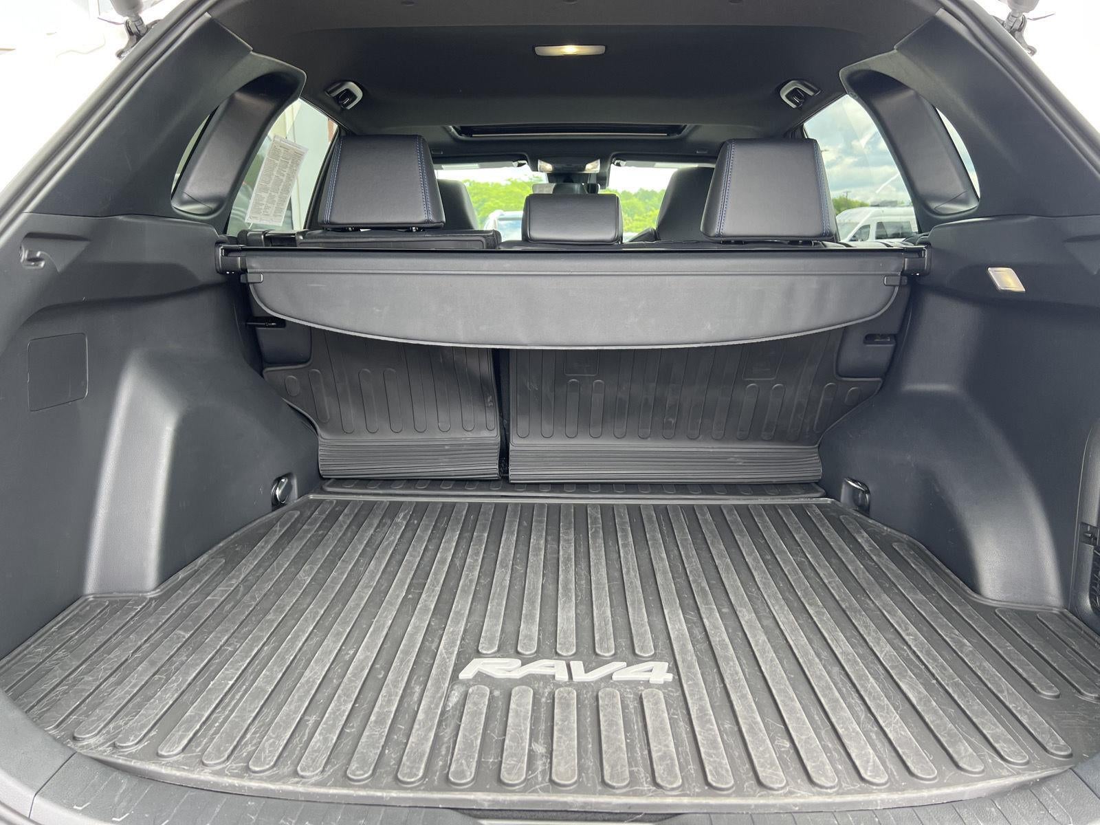 2025 Toyota RAV4 Hybrid XSE