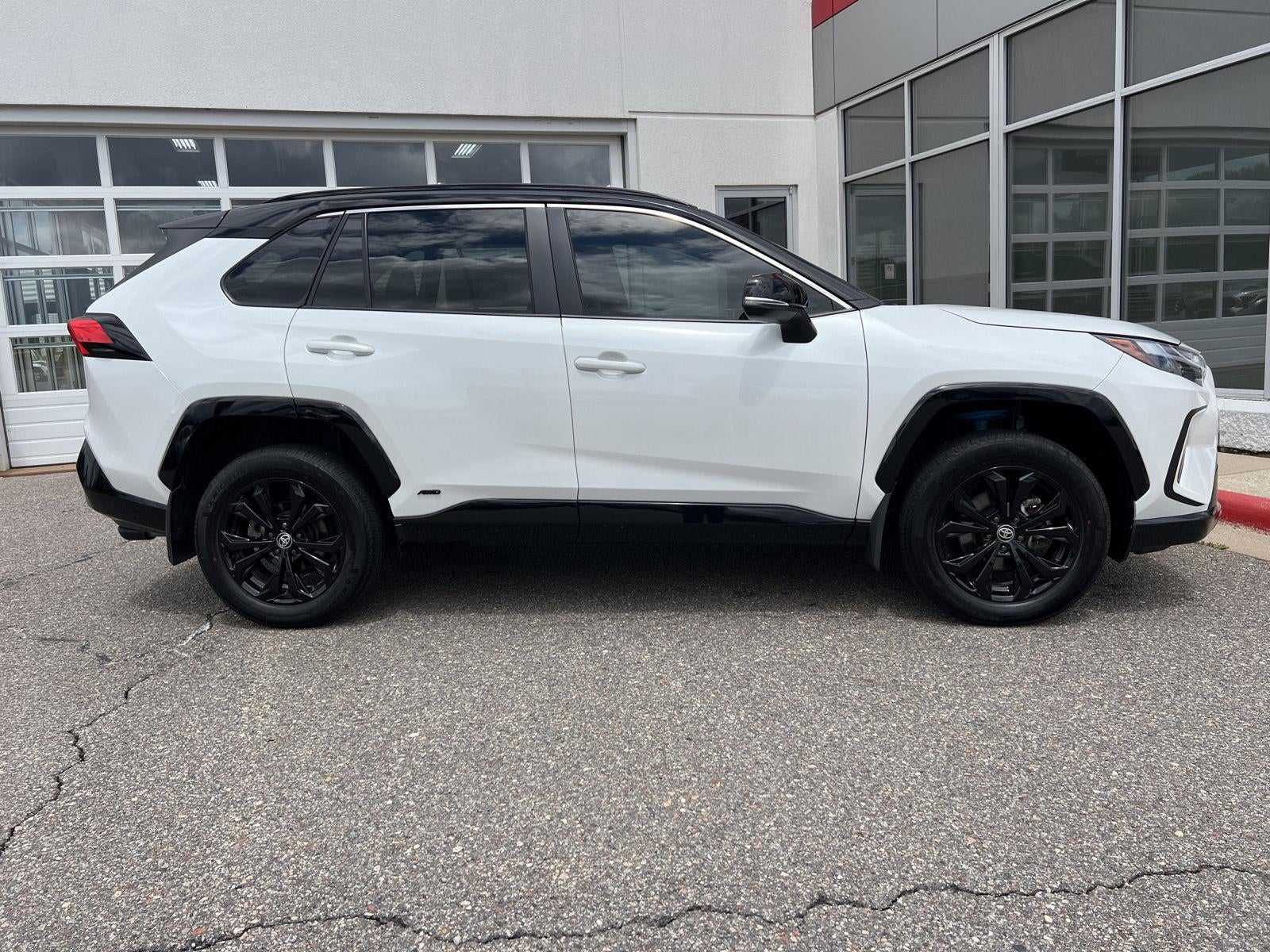 2025 Toyota RAV4 Hybrid XSE