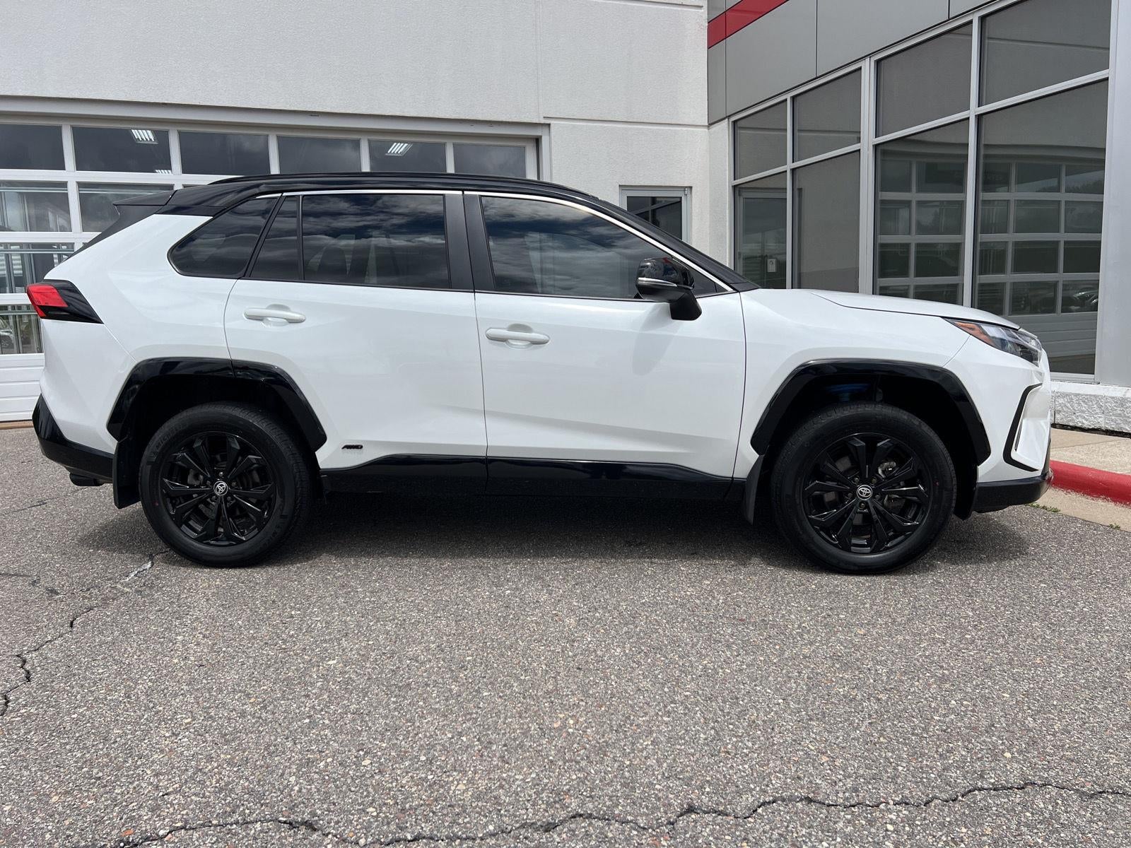 2025 Toyota RAV4 Hybrid XSE