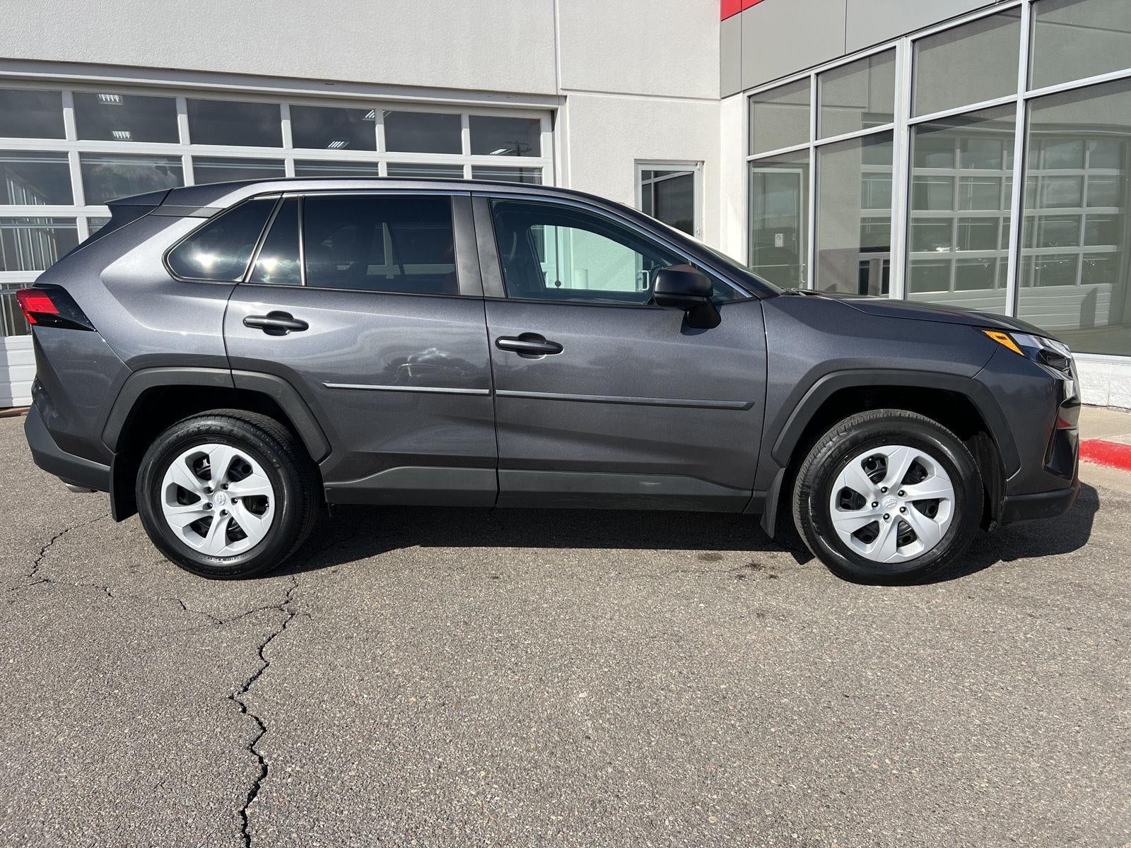2024 Toyota RAV4 LE