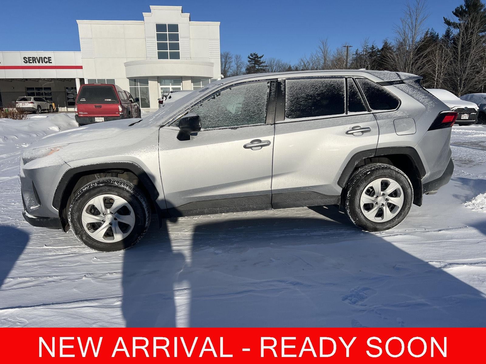 2024 Toyota RAV4 LE