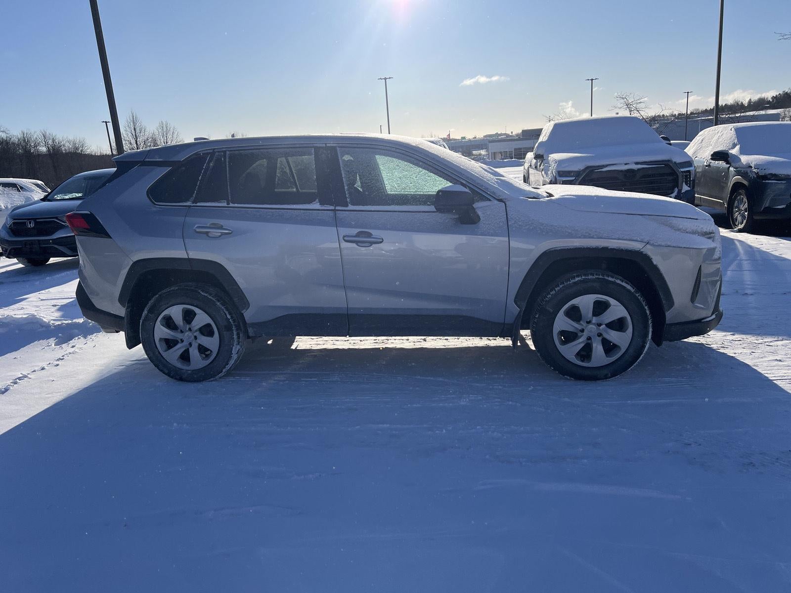 2024 Toyota RAV4 LE