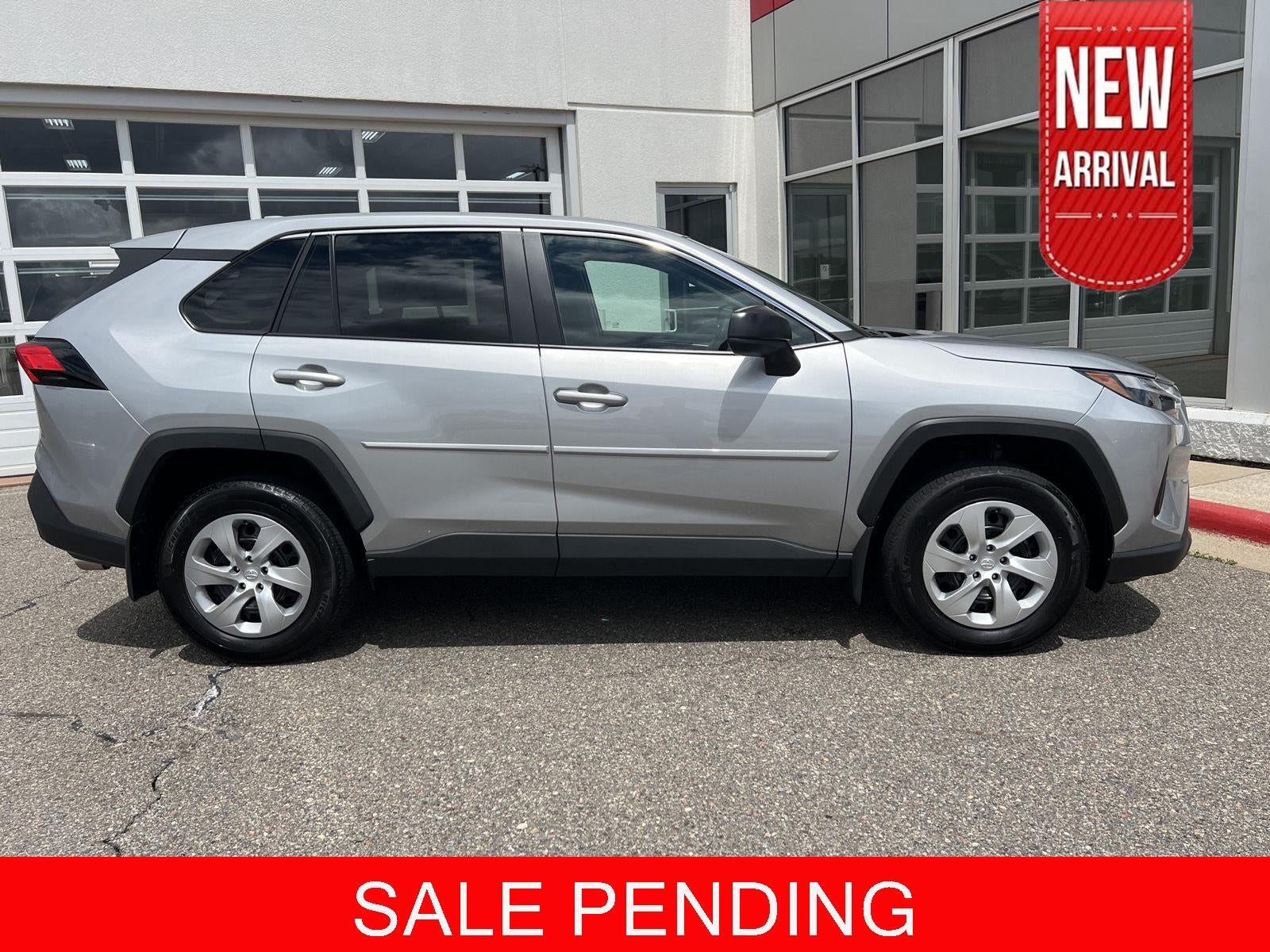 2023 Toyota RAV4 LE