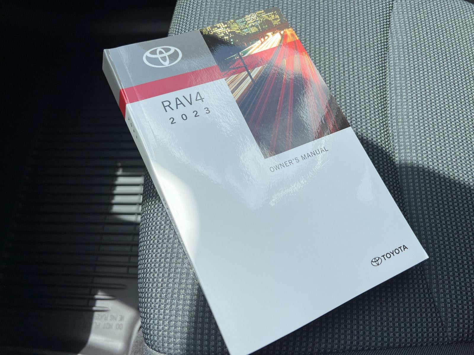 2023 Toyota RAV4 LE