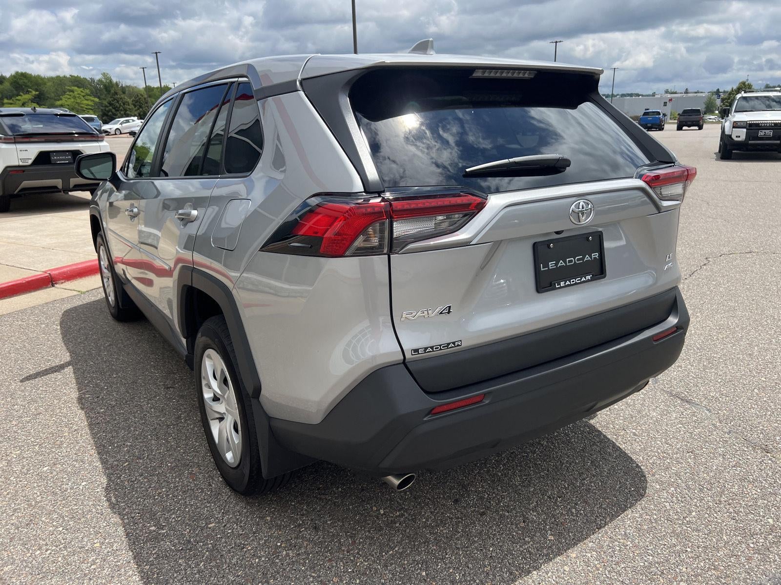 2023 Toyota RAV4 LE