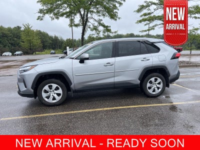 2025 Toyota RAV4 LE