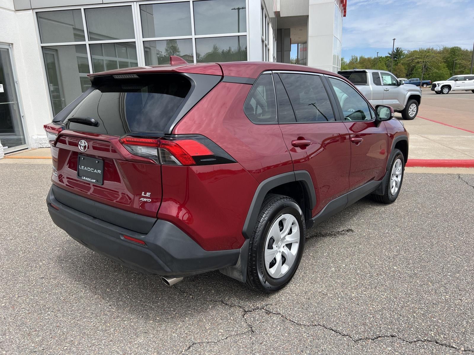 2025 Toyota RAV4 LE