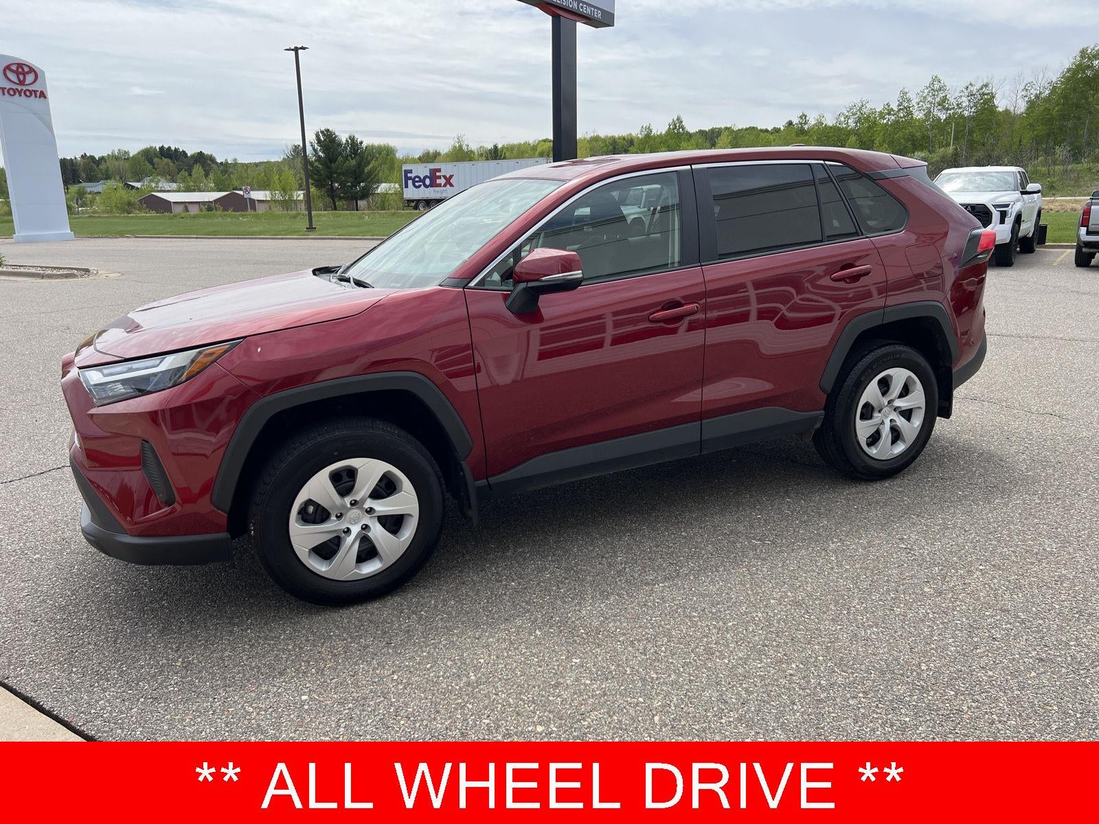 2025 Toyota RAV4 LE