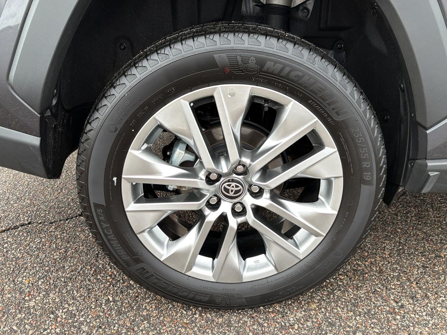 2025 Toyota RAV4 Limited