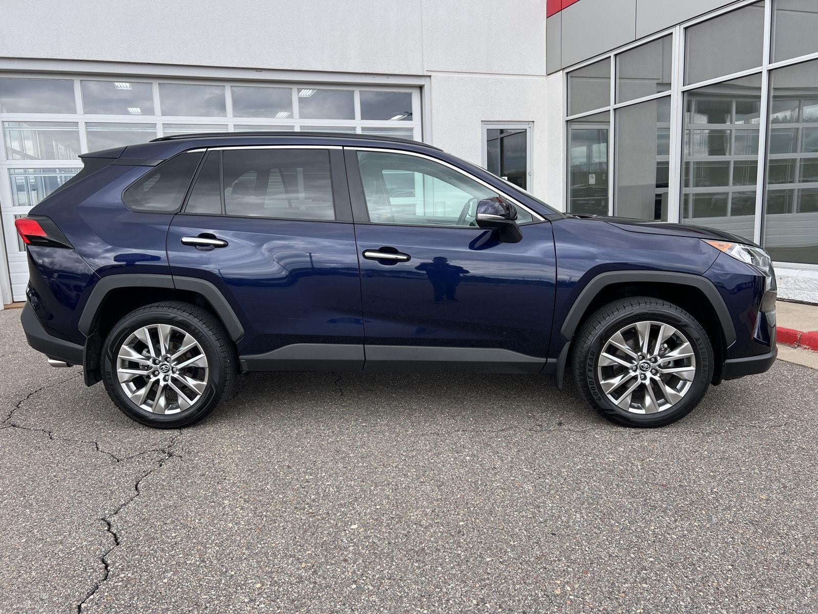 2020 Toyota RAV4 Limited