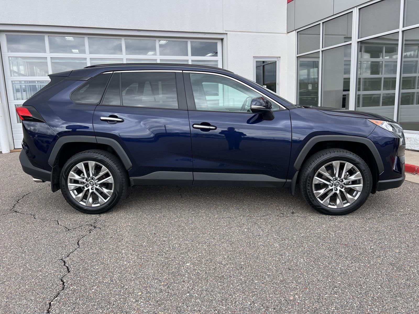 2020 Toyota RAV4 Limited