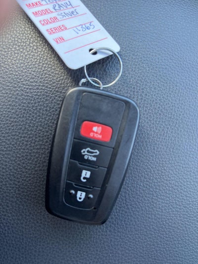 2025 Toyota Rav4 XLE