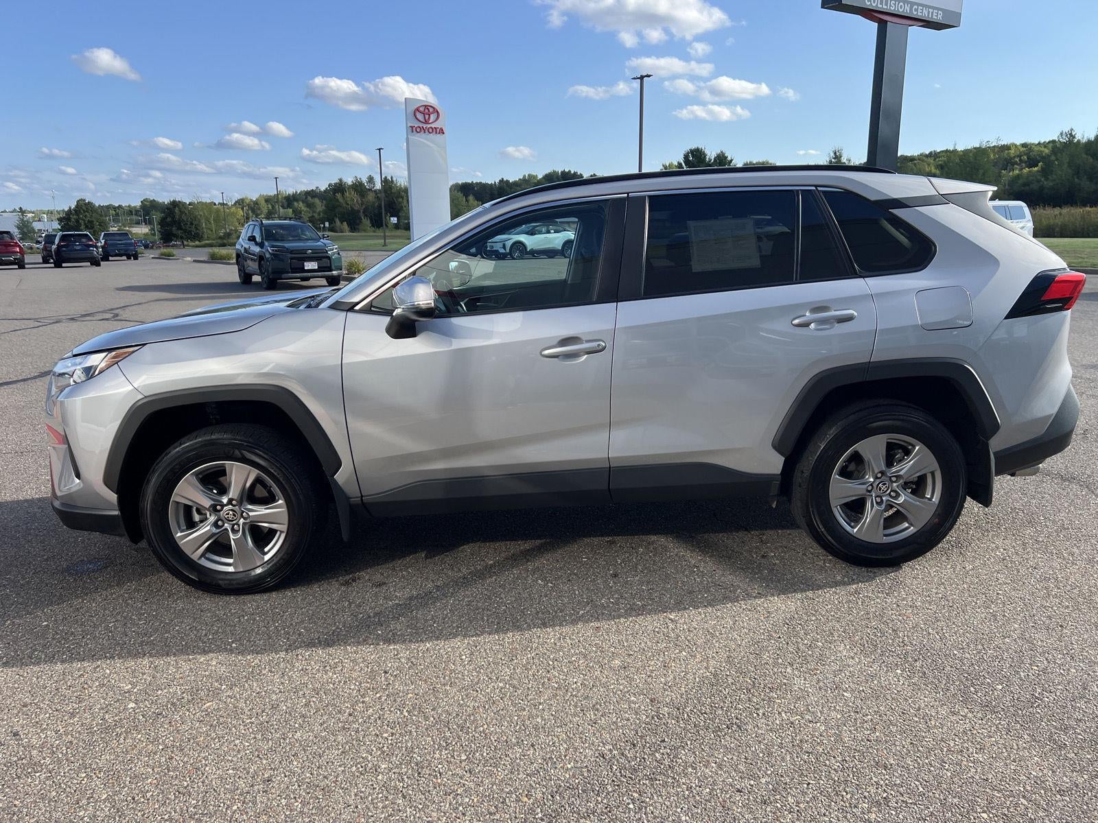 2025 Toyota Rav4 XLE