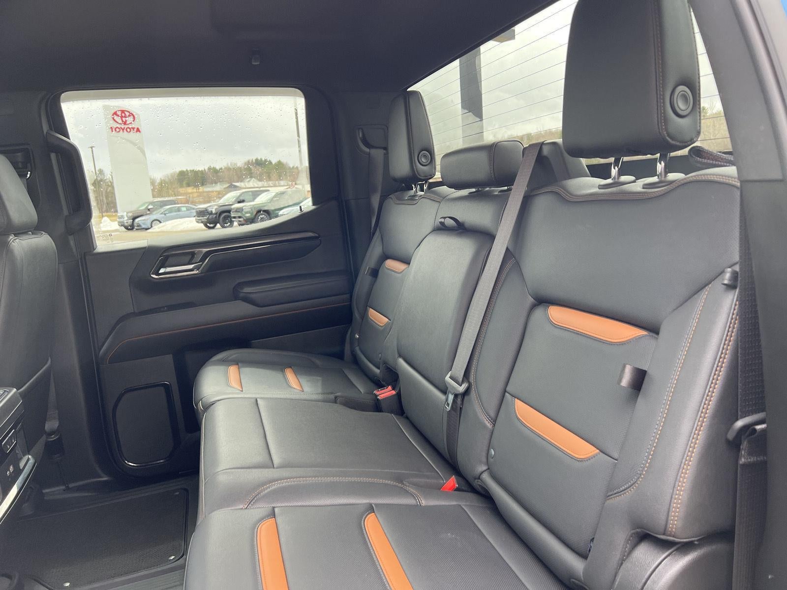 2022 GMC Sierra 1500 AT4