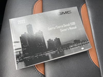 2022 GMC Sierra 1500 AT4