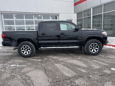 2022 Toyota Tacoma SR
