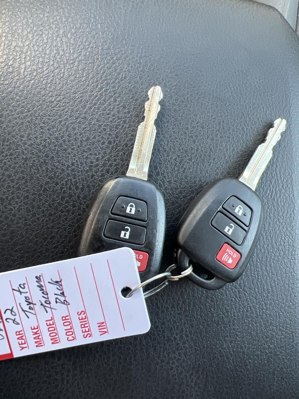 2022 Toyota Tacoma SR