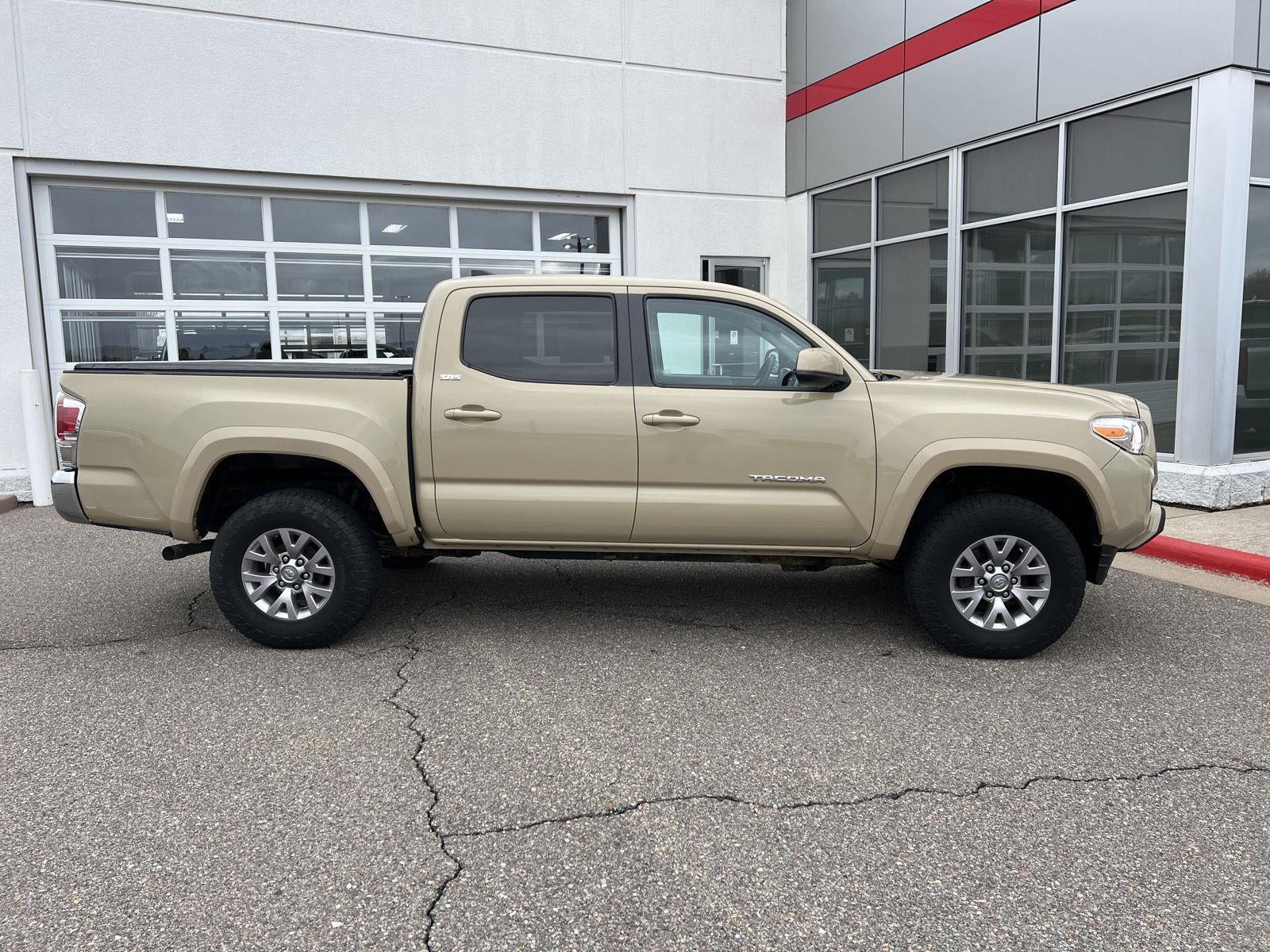 2016 Toyota Tacoma SR5