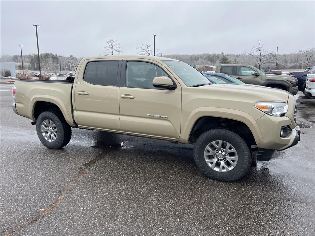 2016 Toyota Tacoma SR5