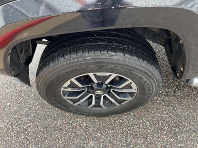 2022 Toyota Tacoma TRD Sport