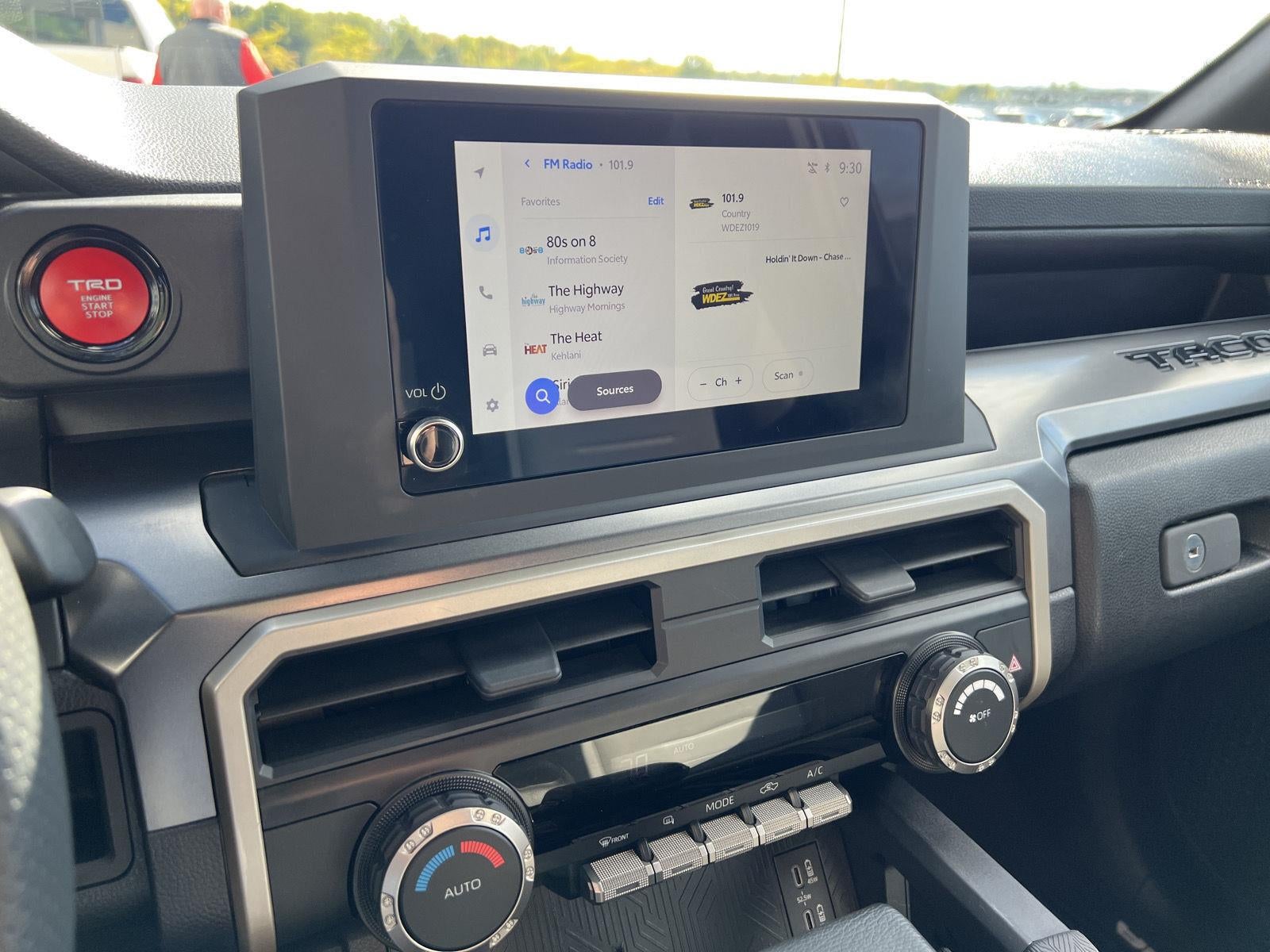 2025 Toyota Tacoma SR5