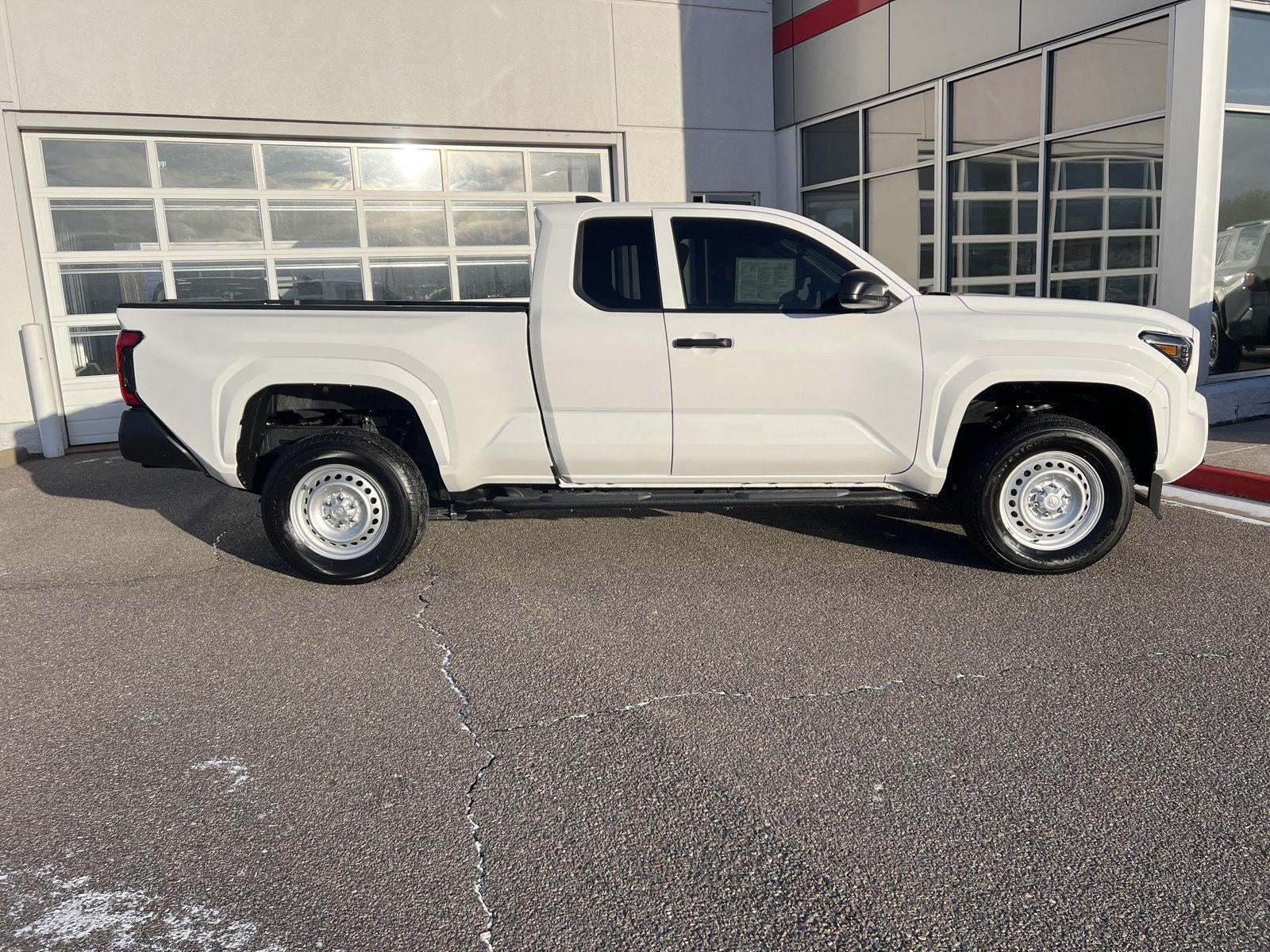 2025 Toyota Tacoma SR