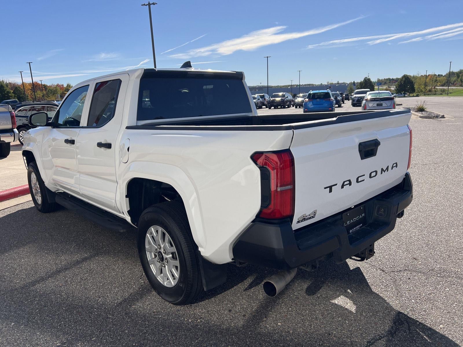 2024 Toyota TACOMA 4WD SR DOUBLE CAB 5' BED MT