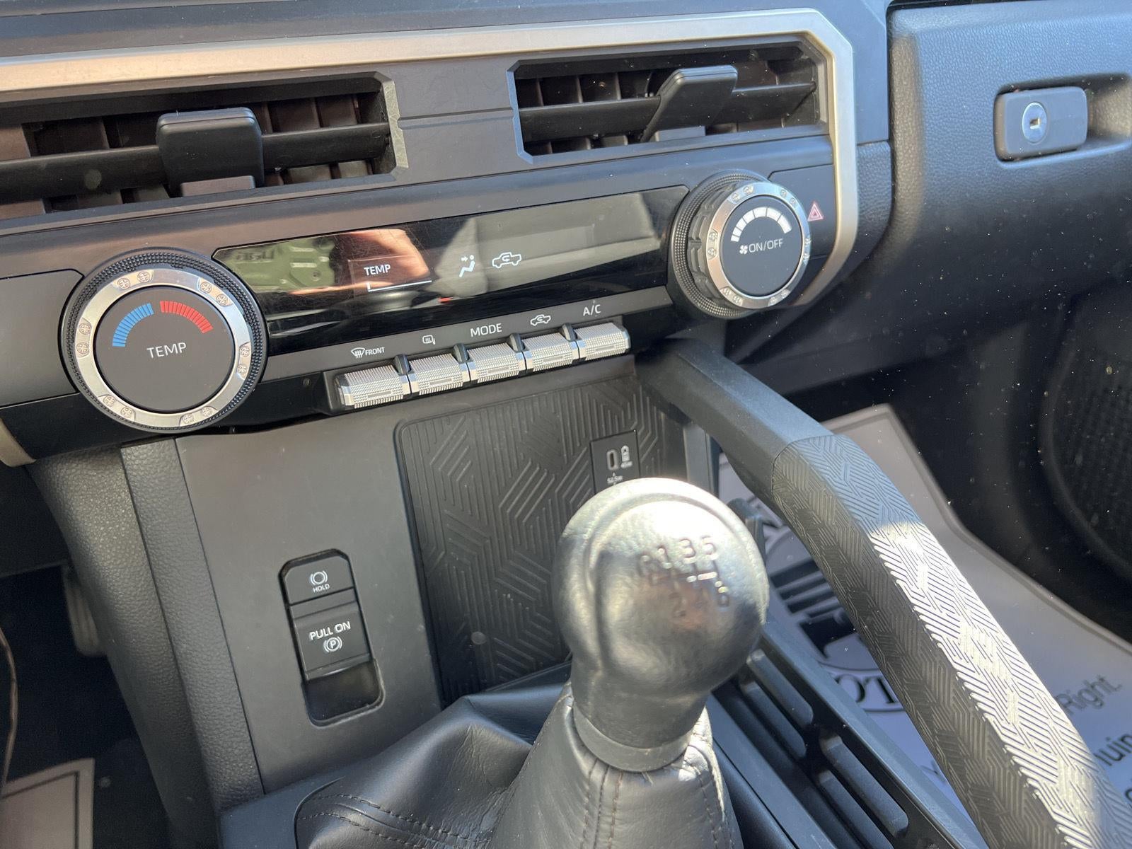 2024 Toyota TACOMA 4WD SR DOUBLE CAB 5' BED MT