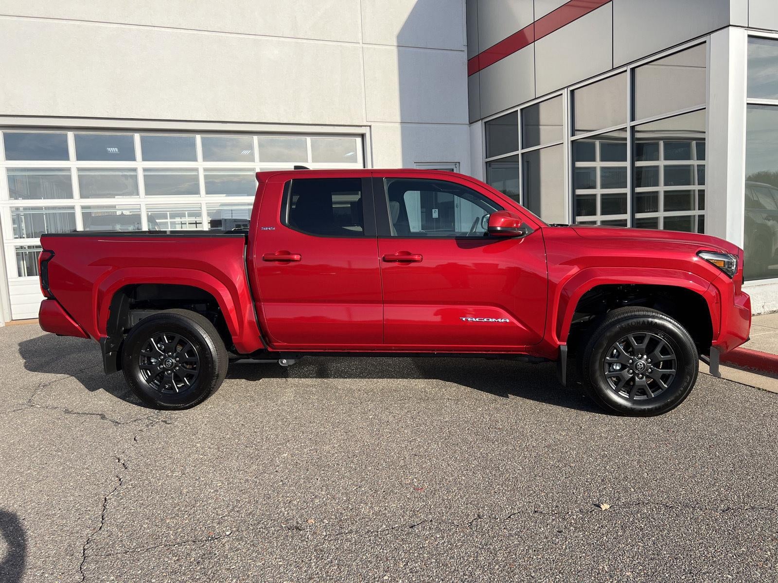 2026 Toyota TACOMA 4WD SR5 DOUBLE CAB 5' BED AT