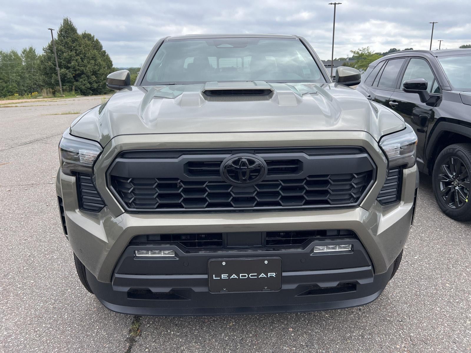 2026 Toyota Tacoma TRD Sport - Photo 18