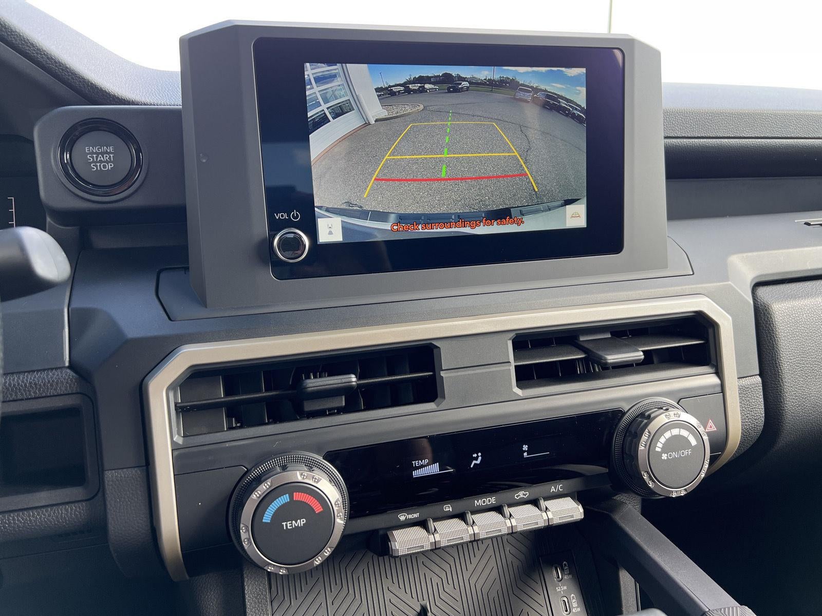 2026 Toyota TACOMA 4WD SR DOUBLE CAB 5' BED AT