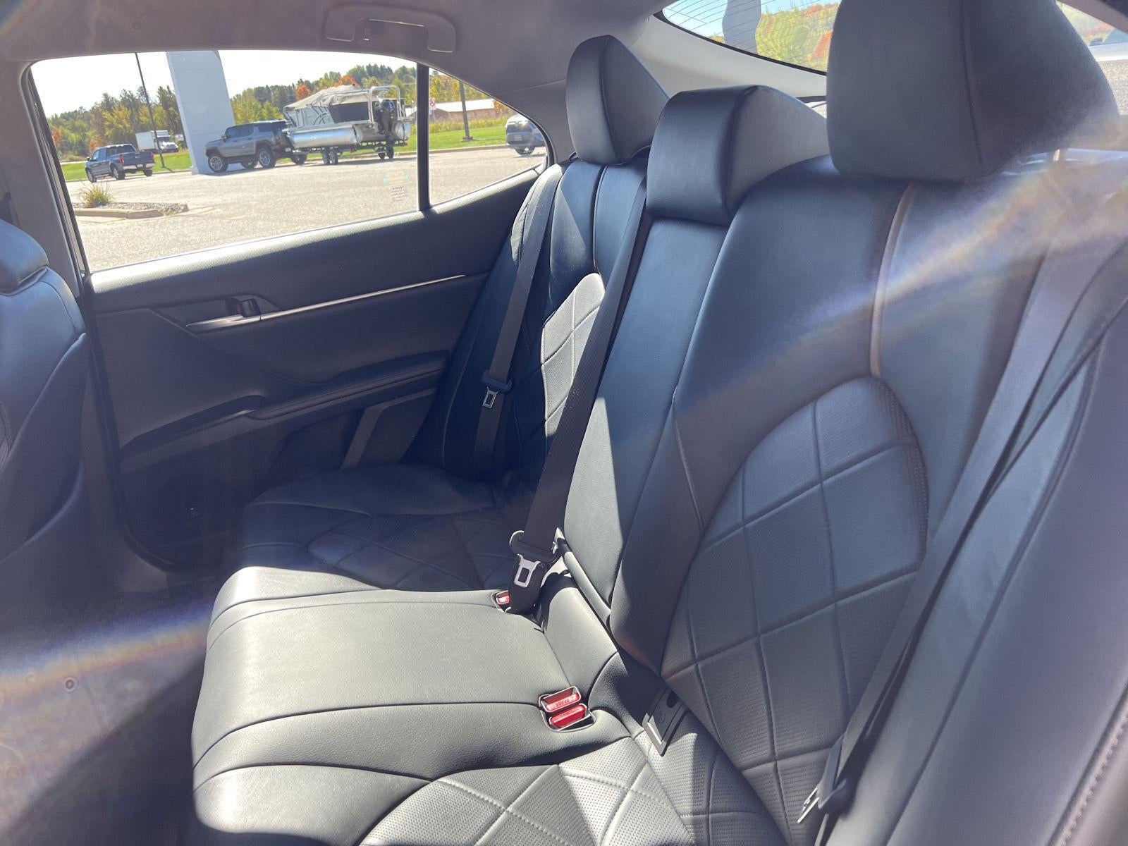 2019 Toyota Camry Hybrid XLE