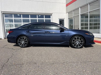 2019 Toyota Avalon Touring