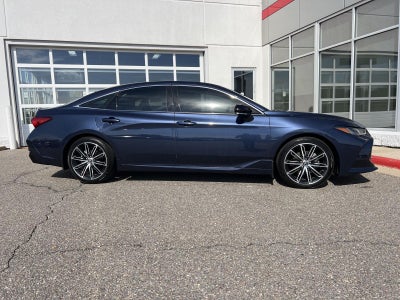 2019 Toyota Avalon Touring