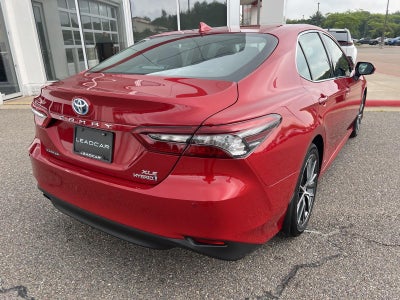 2024 Toyota Camry Hybrid XLE