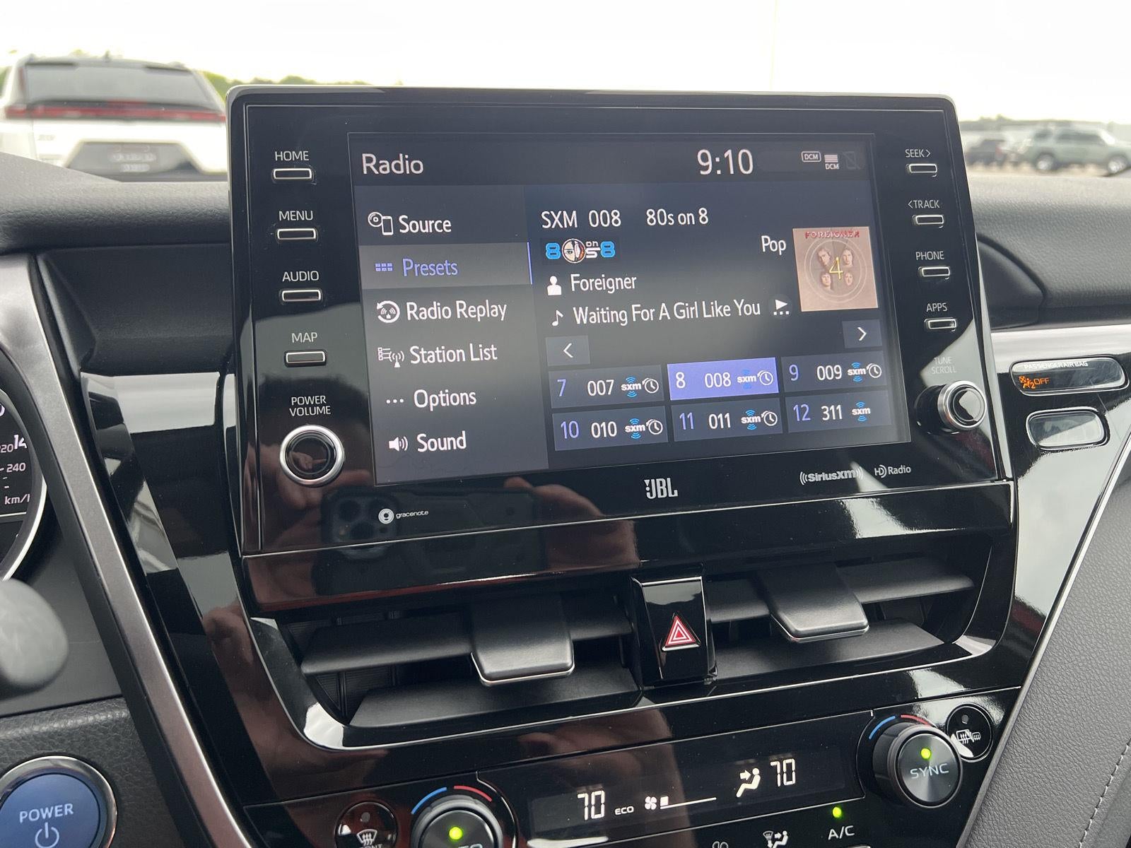 2024 Toyota Camry Hybrid XLE