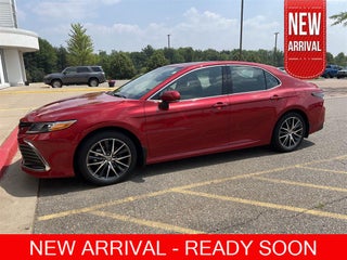 2024 Toyota Camry Hybrid XLE