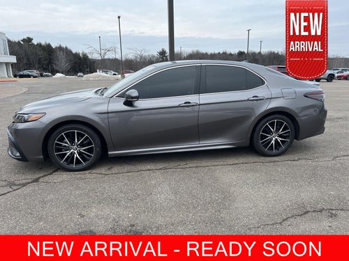 2024 Toyota Camry Hybrid SE